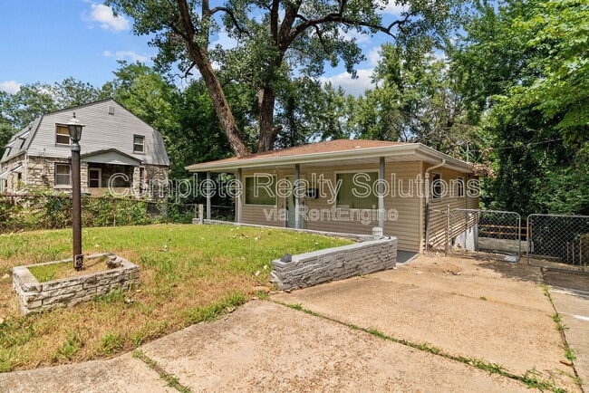 Building Photo - 7219 Harney Ave Rental