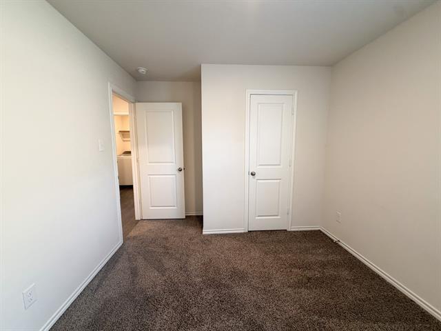 Photo - 264 Thoroughbred St