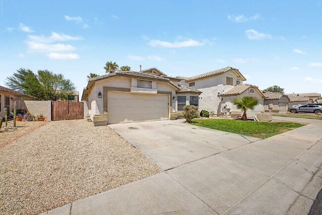 Building Photo - 12570 Desert Flower Rd