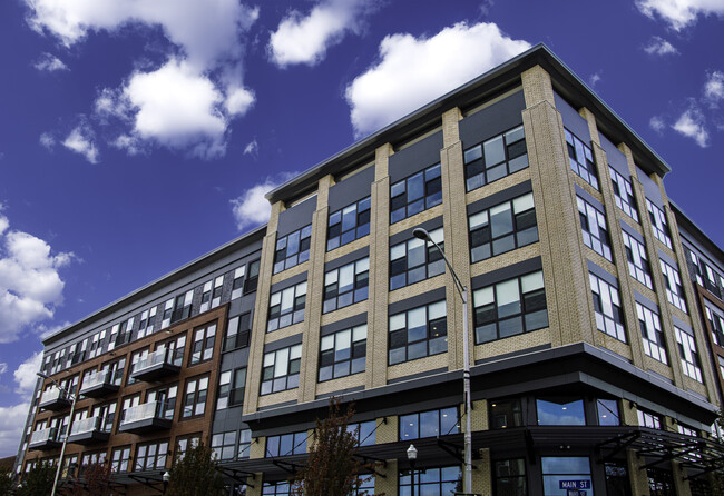 Crossroads 389- Sonehan Clinton Court Urba... - Crossroads 389- Sonehan Clinton Court Urba... Apartments