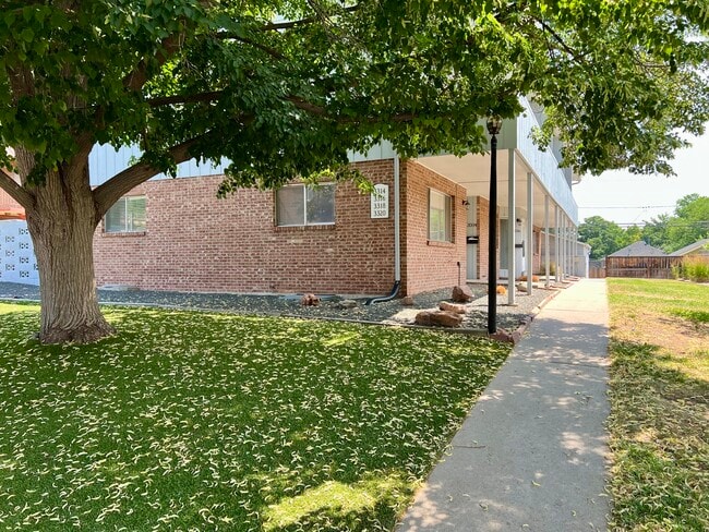 Photo - 3314 S Clarkson St Townhome