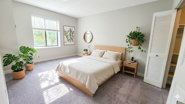 25 S Point Dr Unit 203