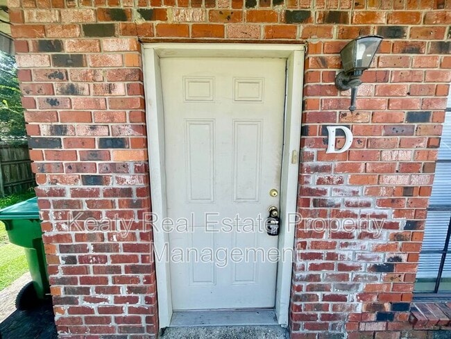 Photo - 424 Failla Rd