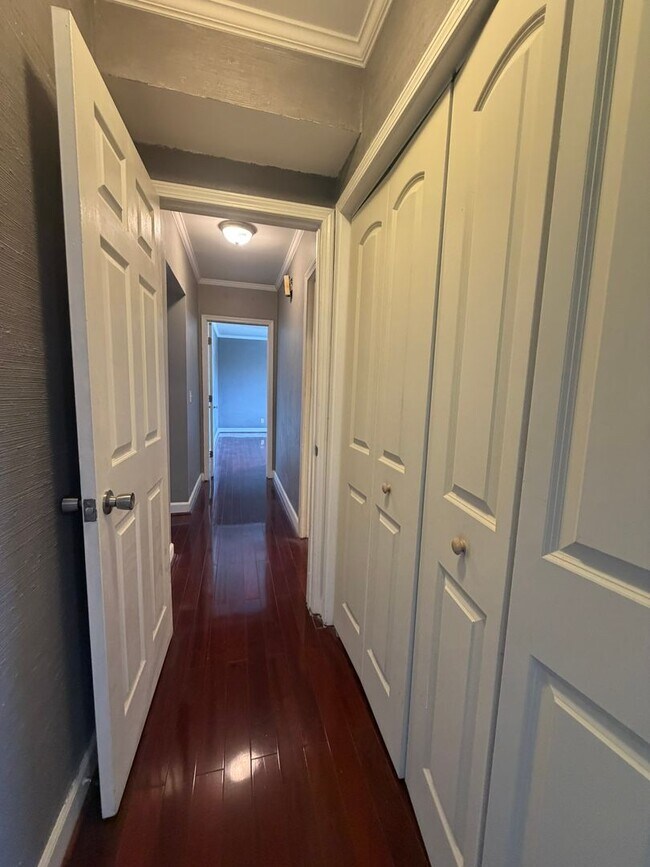 Photo - 11th Place Condominiums Unit #3010 Available for NOW!  $2100 per month. Unit 3010