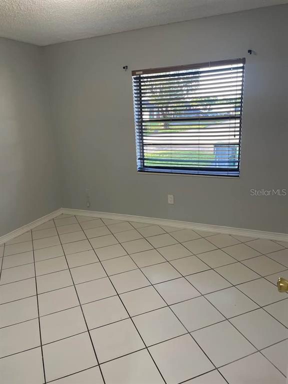 Photo - 4704 SW 136th Pl