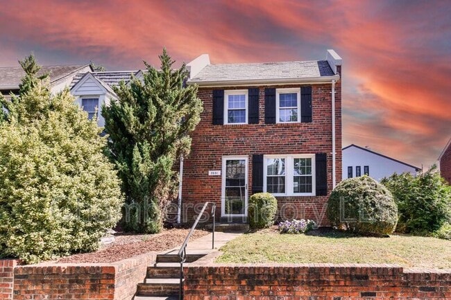 Building Photo - 2051 N Brandywine St Rental