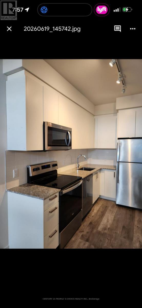 Photo - 1010 Dundas St E