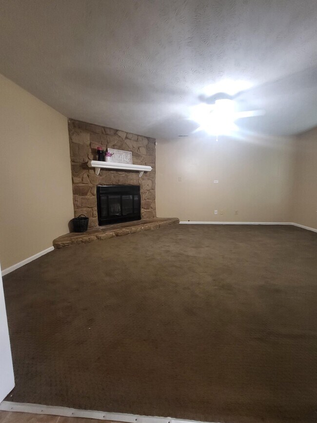 Photo - 7281 Pebblebrook Dr