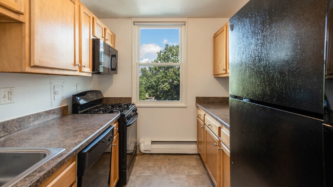 Kitchen - Walden Park Apartments