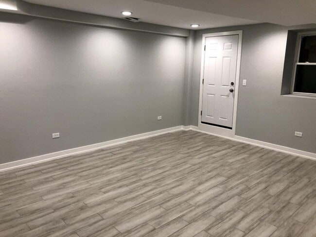 Photo - 3210 S May St Unit B