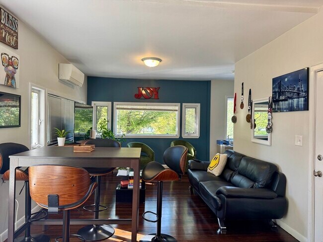 Photo - 116 Marginal St Unit 2