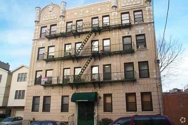 Building Photo - 121 Garrison Ave Rental