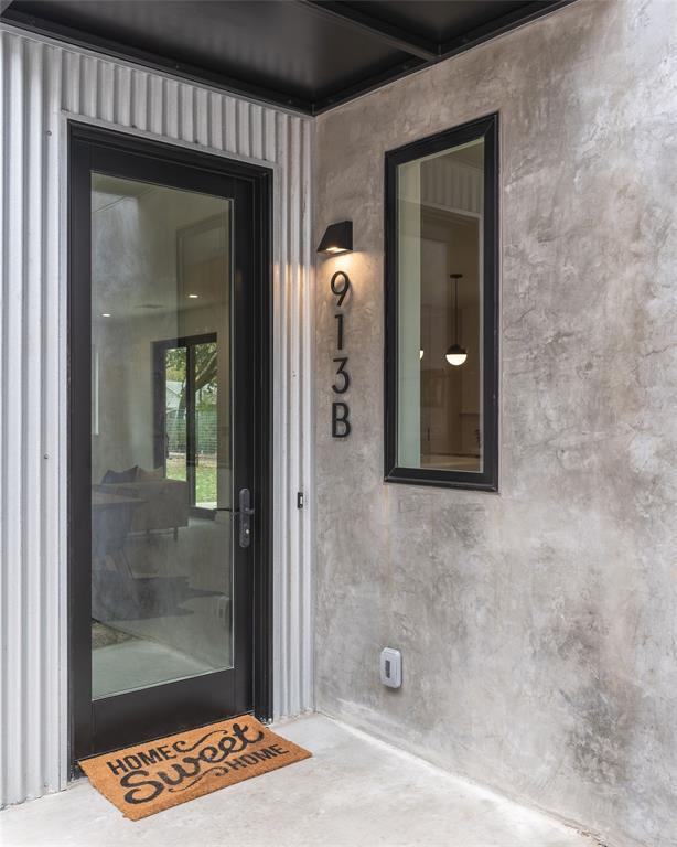 Photo - 913 Tillery St