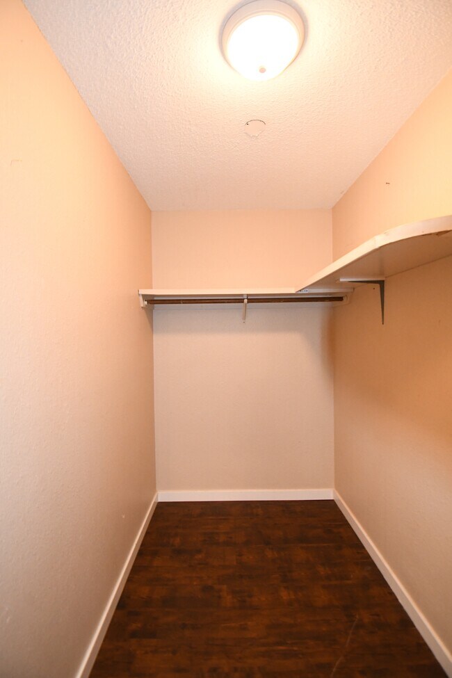 4280 Quentin Ave Unit 301