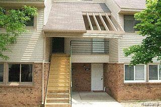 Photo - 2840 Davison Ave