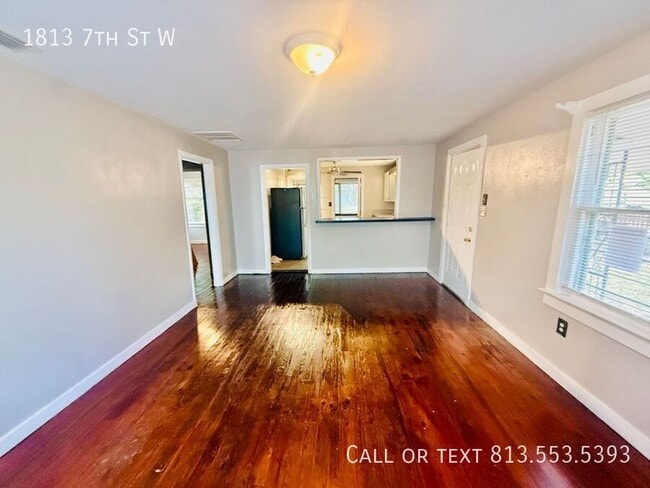 Photo - 1813 7th St W