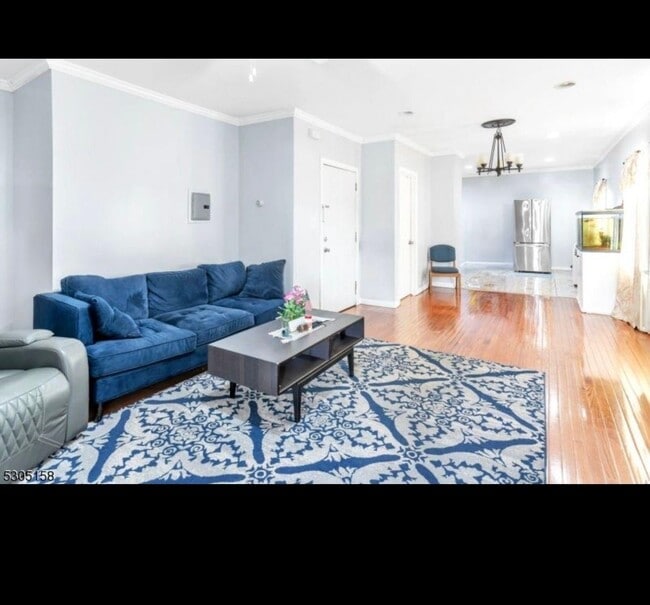 54 Pamrapo Ave