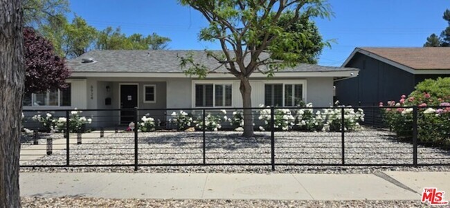 Building Photo - 6924 Sausalito Ave Rental