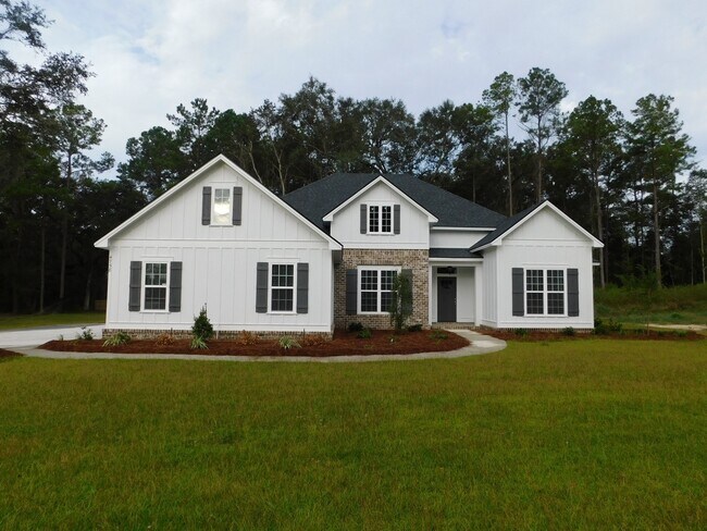 Photo - Grove Point Beauty