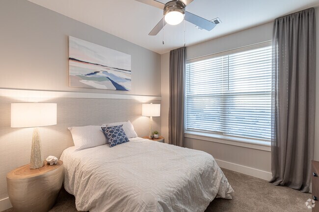 2BR, 2BA - B1A Bedroom