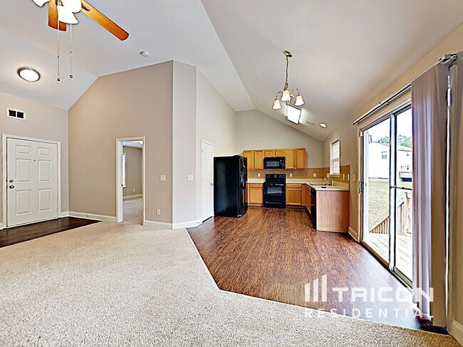 Photo - 2309 Saluda Dr