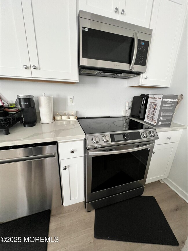 Photo - 380 Division St Unidad 1D