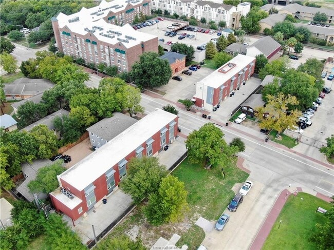 Photo - Available Now! 1 Bed, 1 Bath in Northgate
