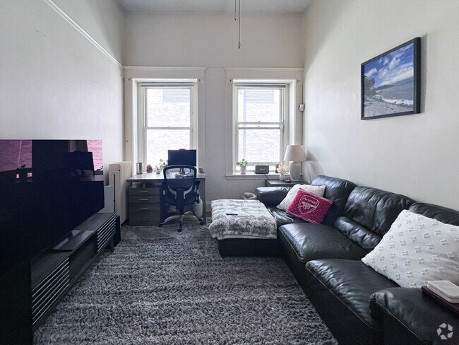 Building Photo - 8 Garrison St Unit 111 Rental