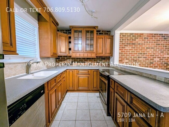 Photo - 5709 Jana Ln Unidad A