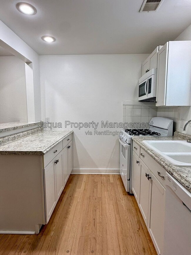 3513 Portage Street Unit 1