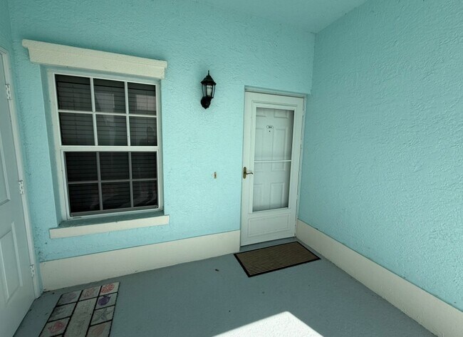 Photo - 5748 Sabal Trace Dr