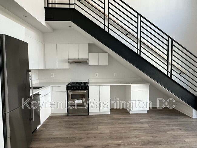 Photo - 1460 Belmont St NW Unit NW 201