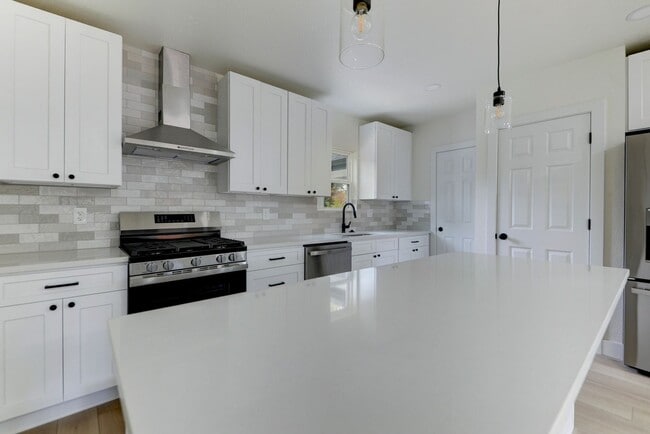 Photo - 7001 W 48th Ave