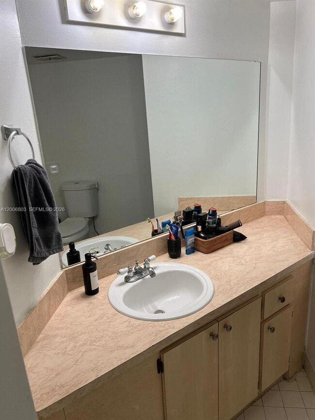 Photo - 7125 NW 186th St Unit B502