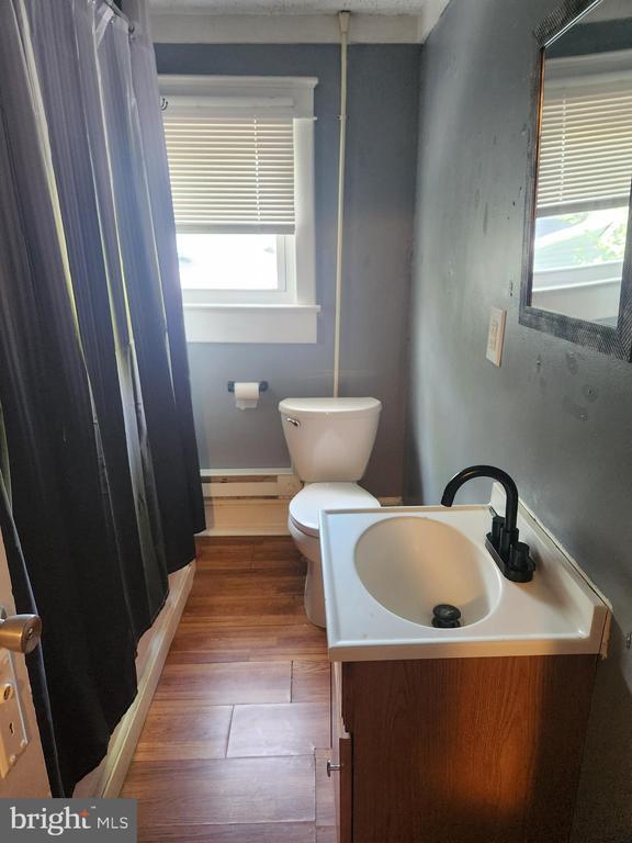 Photo - 231 Porter Ave
