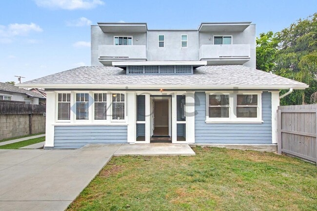 Building Photo - 5717 Fair Ave