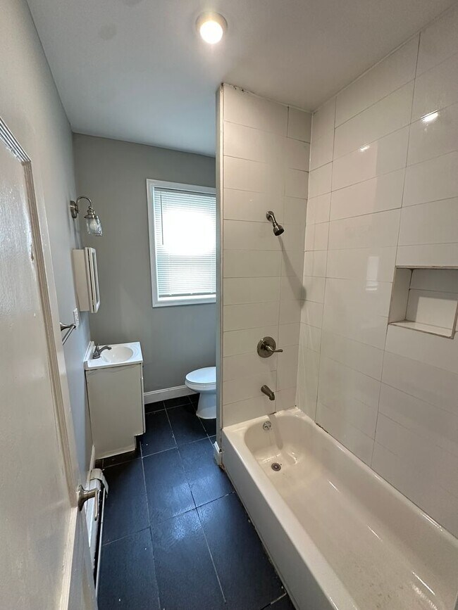 Photo - 725 S 56th St Unit B