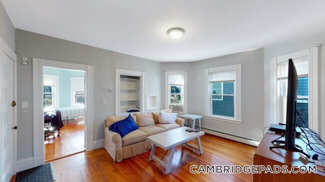 Photo - 173 Rindge Ave Unit 1R