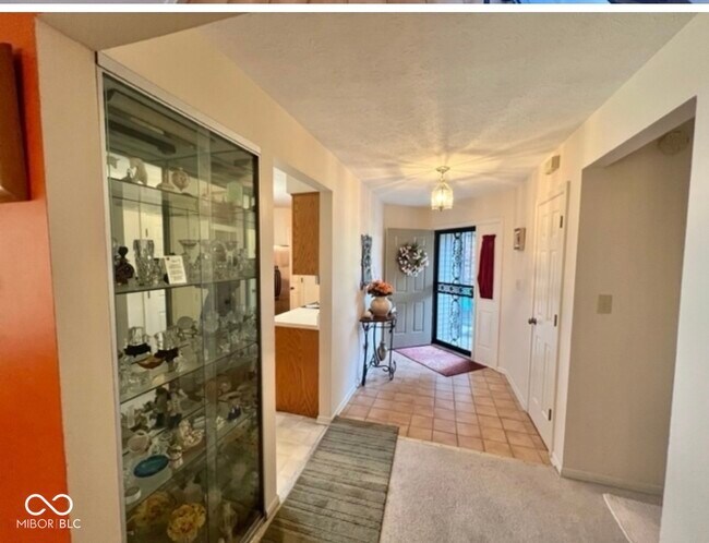 Photo - 1647 Justin Ave