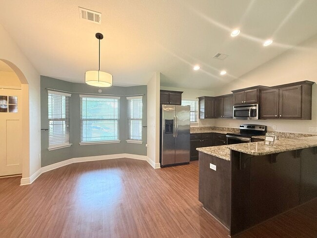 Photo - 5227 English Oak Dr