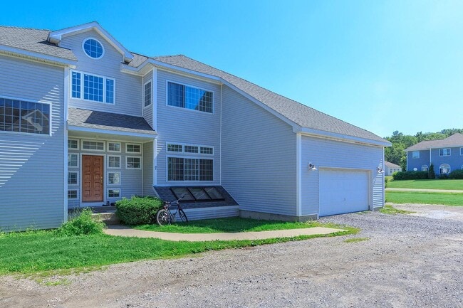 Photo - 10 Observatory Cir