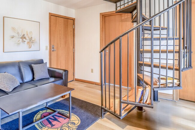 4-Bedroom Apartment