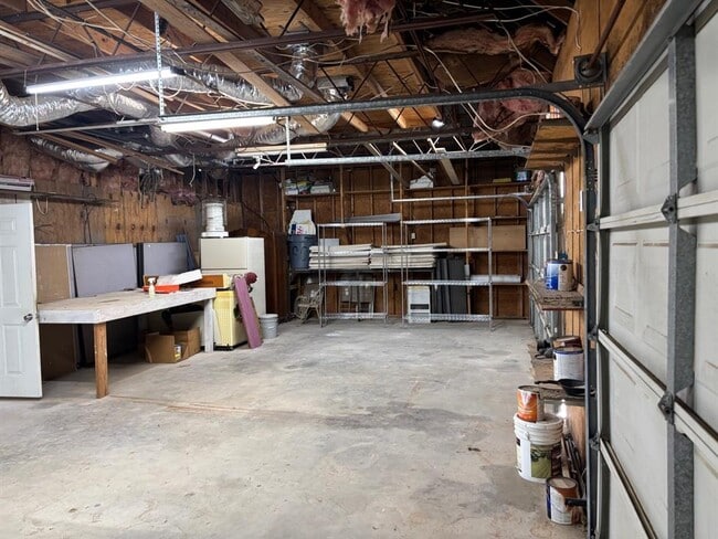 Building Photo - 15401 Lariat Trail