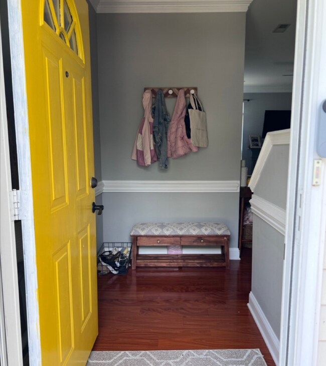 Photo - 5119 Silabert Ave