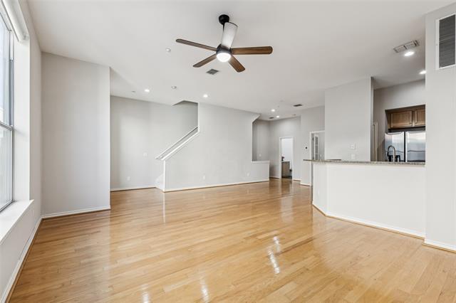 Photo - 4307 McKinney Ave Unidad 14