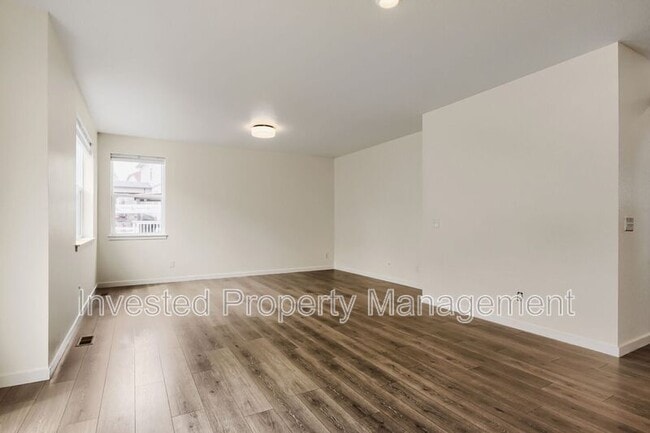 Photo - 2188 Fiadore Trl