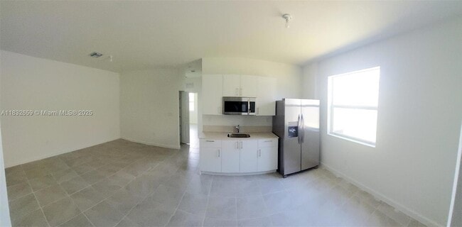 Photo - 2942 SE 23rd Ave