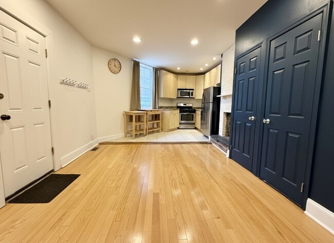 Photo - 2714 South St