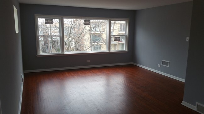 Living room - 5612 Central N Ave Unit #1