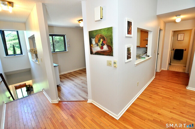30 Simsbury Landing Unit 30